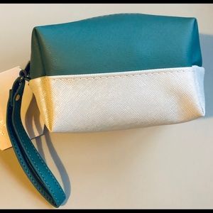 Lauren Conrad Emergency Kit